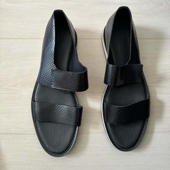COS Perforated Sandals - Picture 2 of 9